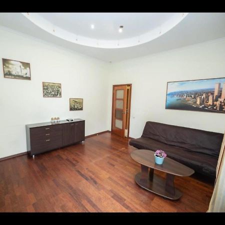 Kievapart Apartamento Exterior foto