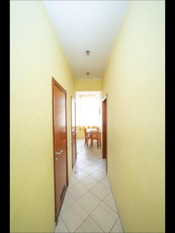 Kievapart Apartamento Exterior foto